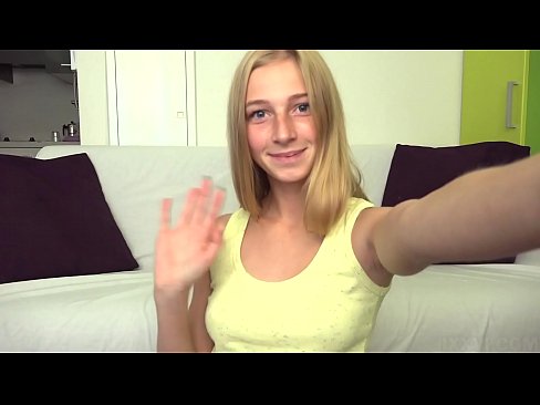 ❤️ Amikor unatkozom, lustán maszturbálom a rózsaszín puncimat... ❤ Baszás at hu.mouthporn.ru